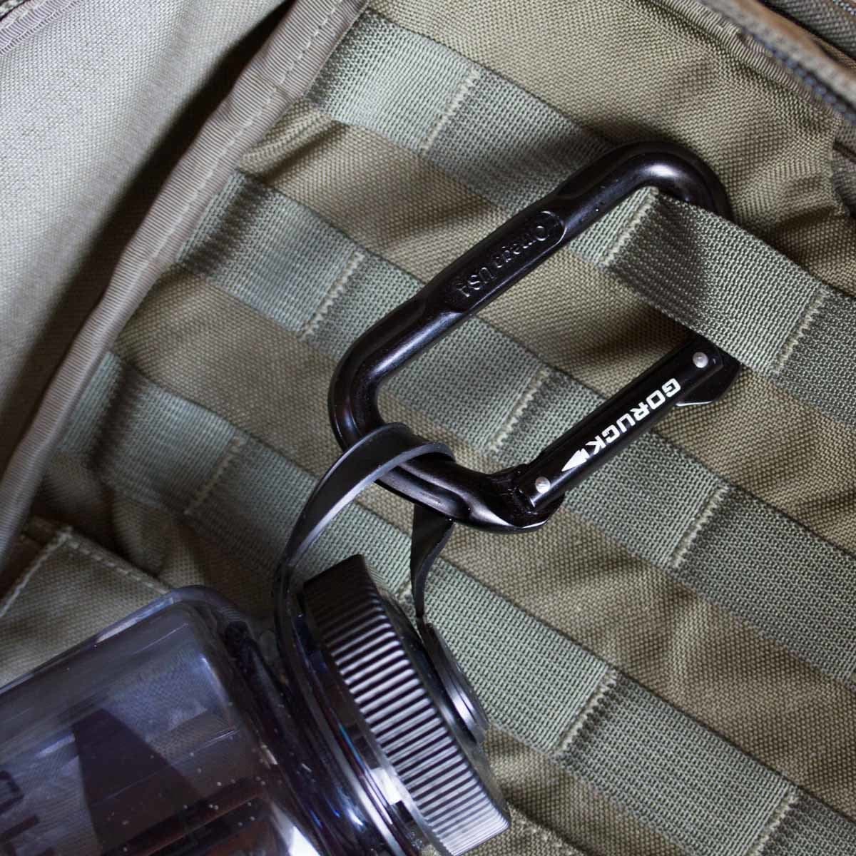 GORUCK Weighted Vest GORUCK Logo Carabiner