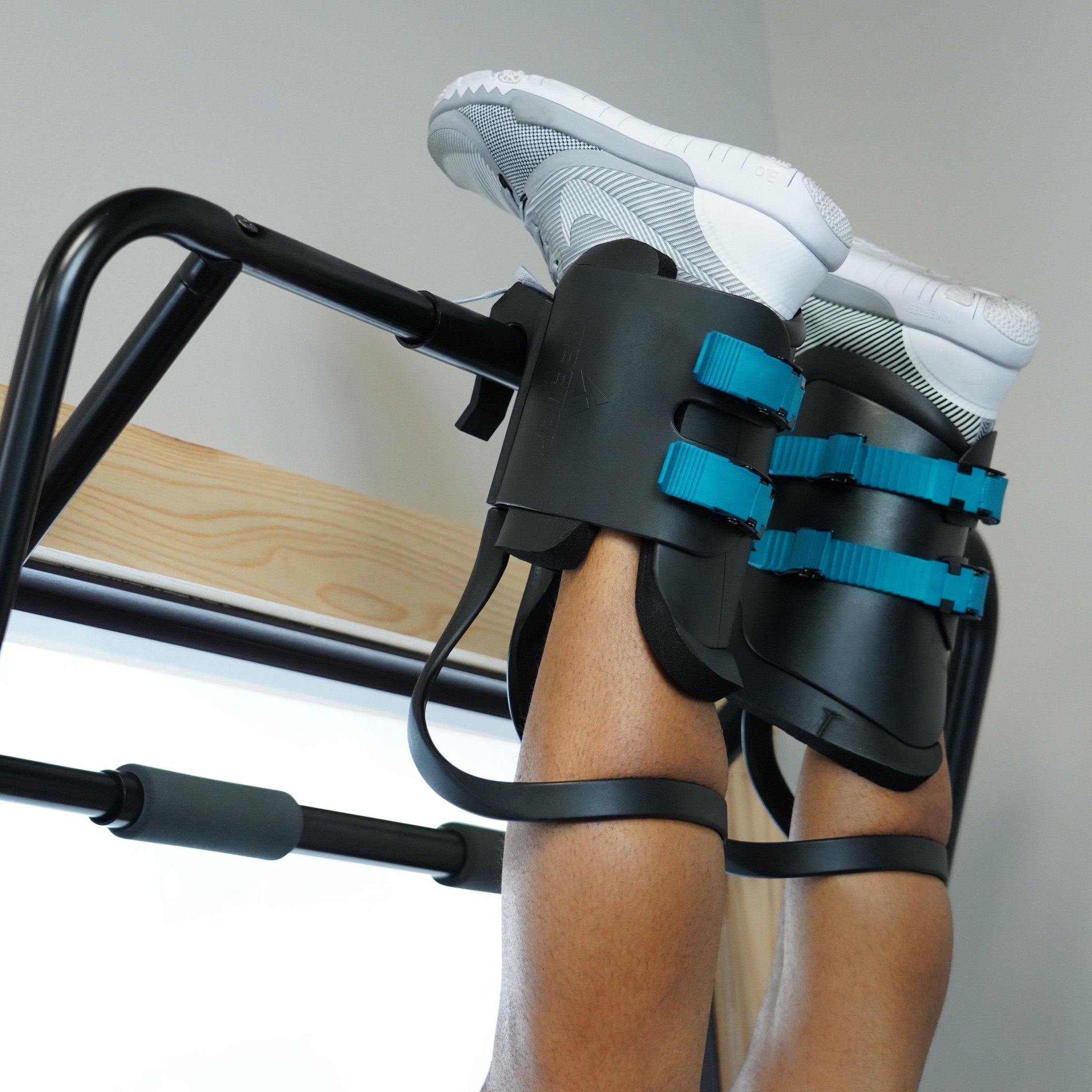 Teeter Inversion Tables EZ-Up Gravity Boots Inverted Decompression